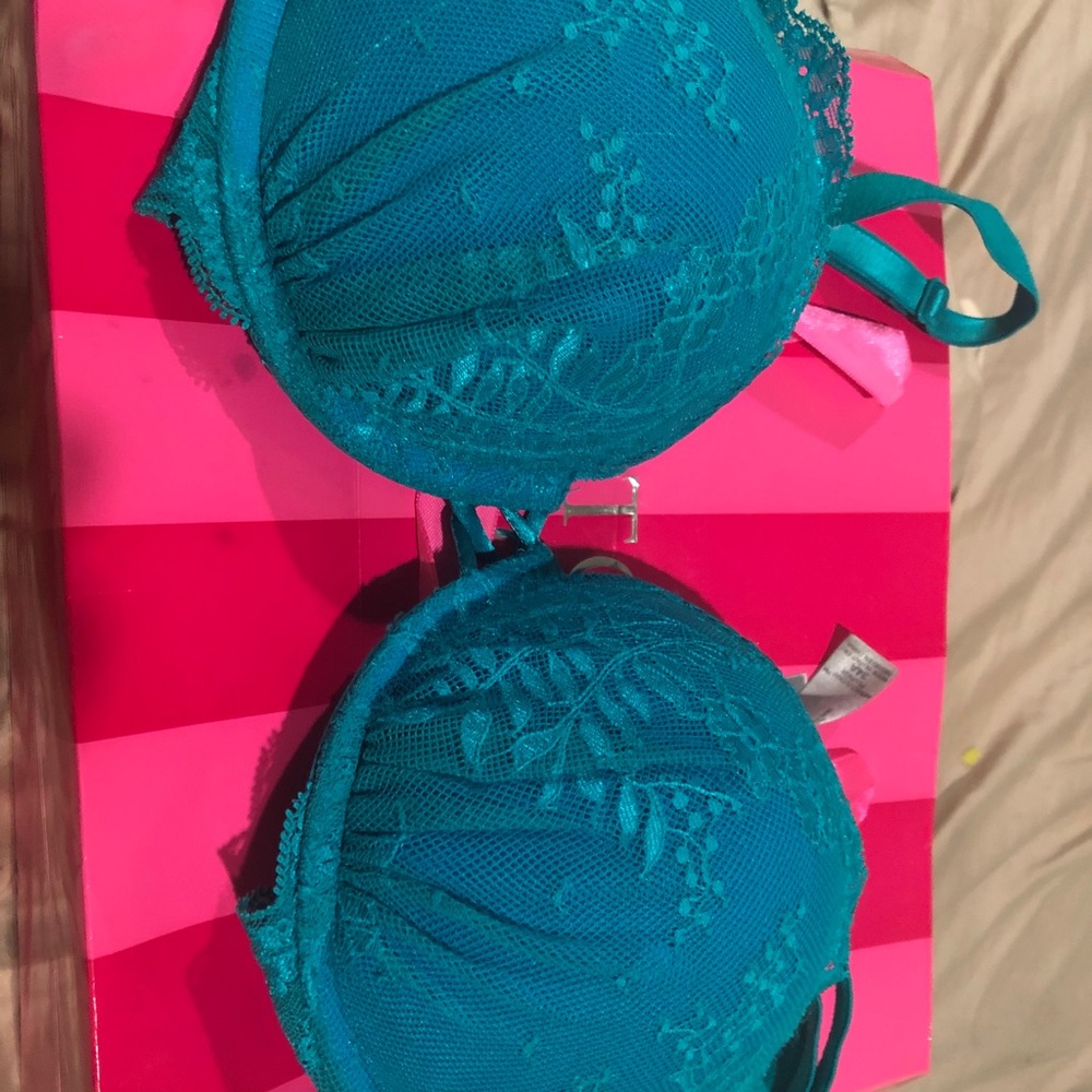 4 Victoria secret brass